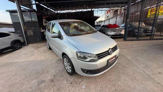 VOLKSWAGEN FOX 1.0 MI 8V FLEX 4P MANUAL VOLKSWAGEN FOX 1.0 MI 8V FLEX 4P MANUAL